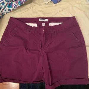 Never worn: old navy shorts
